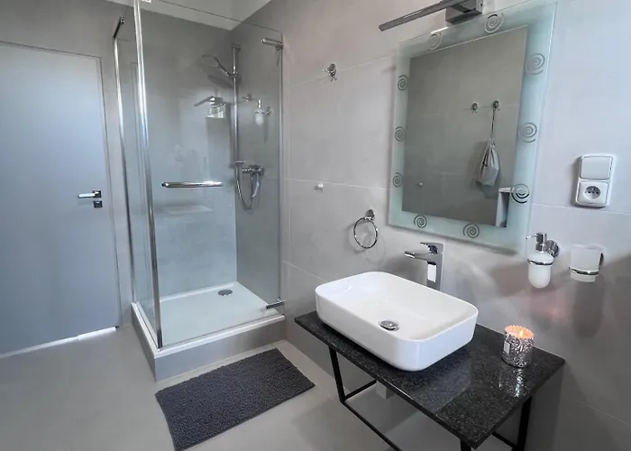 Apartment Zatisi 3 *